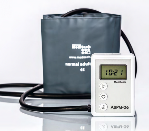 AMBULATORY BLOOD PRESSURE MONITOR - 1