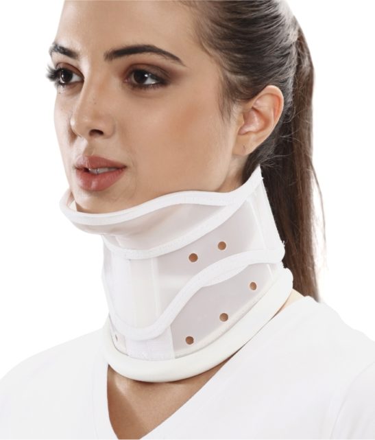 Cervical Collar Hard With Chin - 1