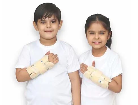 Kids Wrist and Forearm Brace - 1