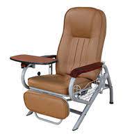 BLOOD DONOR CHAIR Buy Reclining Medical Chair with Footrest & Dining Tray – Dialysis/Infusion Recliner | AdamsMed UAE & Africa