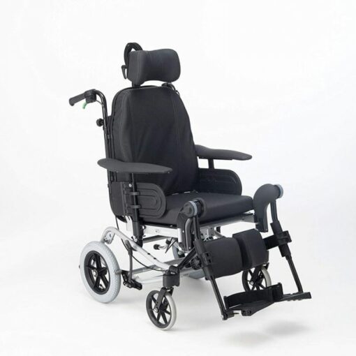 Invacare Rea Clematis Kantel in Ruimte Rolstoel